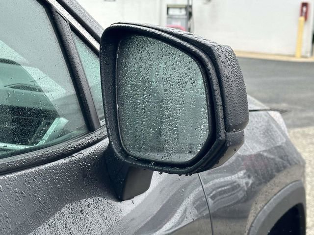 Used 2021 Toyota RAV4 LE image 28