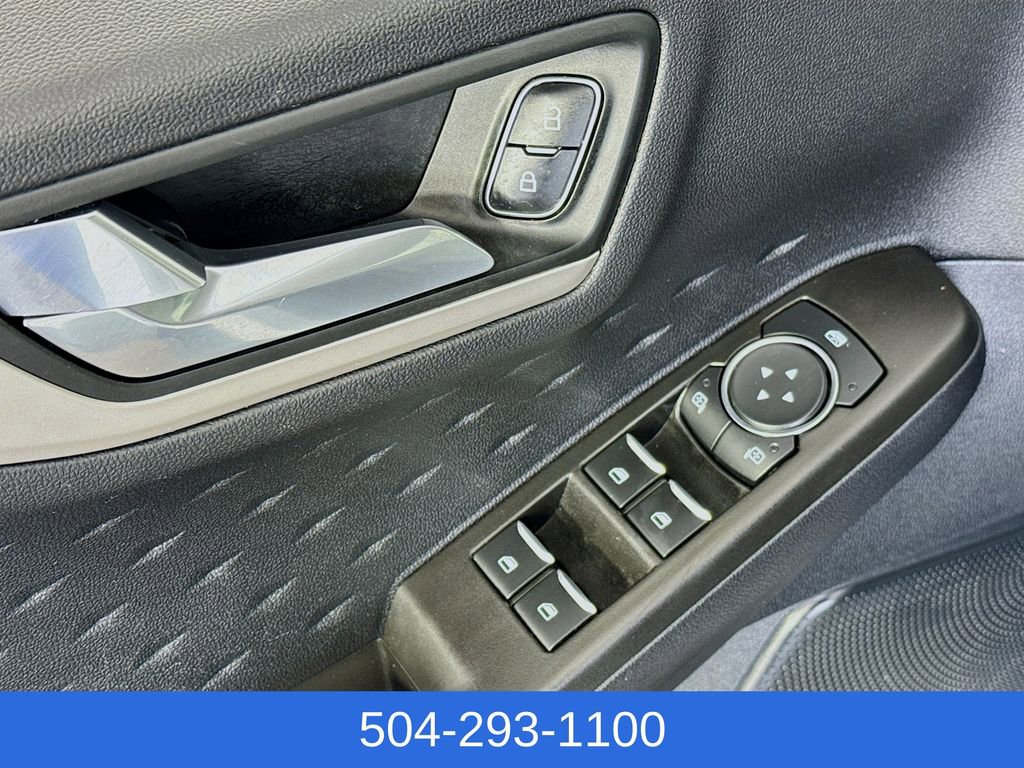 Used 2020 Ford Escape SE FWD image 19