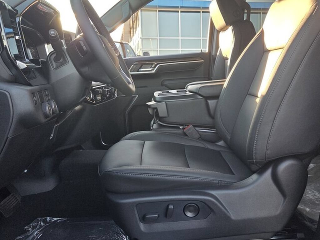 New 2026 Chevrolet Silverado 1500 LT w/ Leather Package RWD image 10