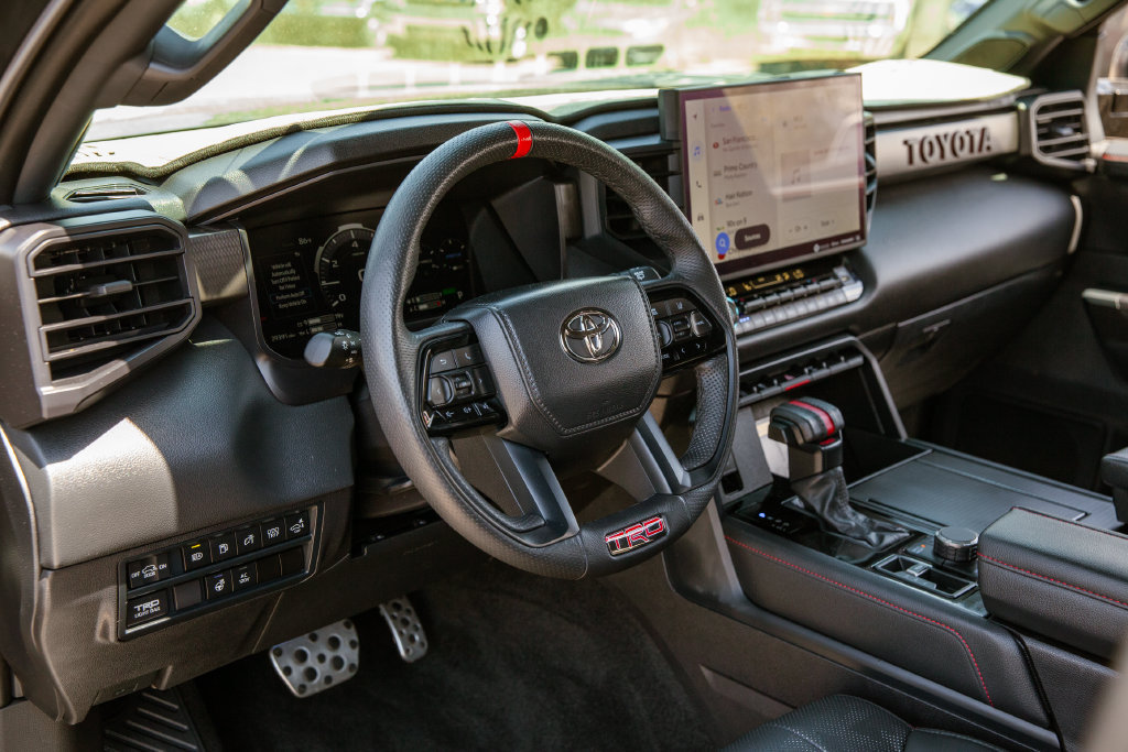 Used 2024 Toyota Sequoia TRD Pro AWD/4WD image 10