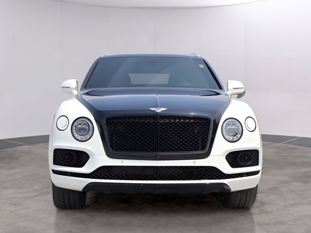 Used 2018 Bentley Bentayga AWD/4WD image 2