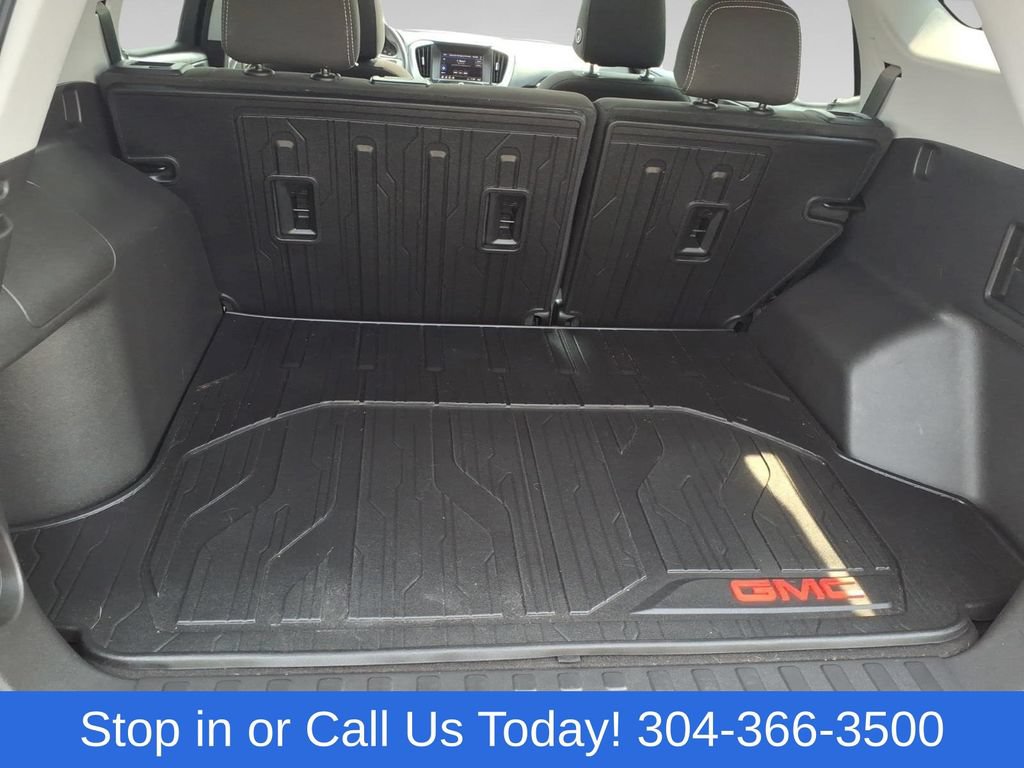 Used 2023 GMC Terrain SLE w/ Driver Convenience Package FWD image 15
