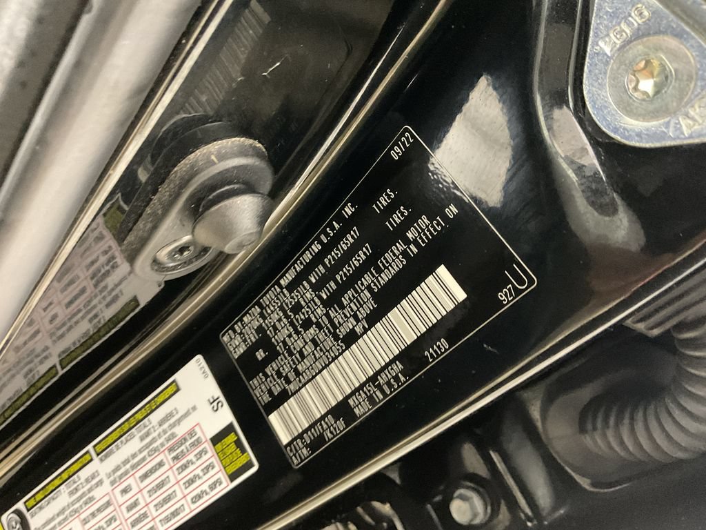 Used 2022 Toyota Corolla Cross LE AWD/4WD image 28