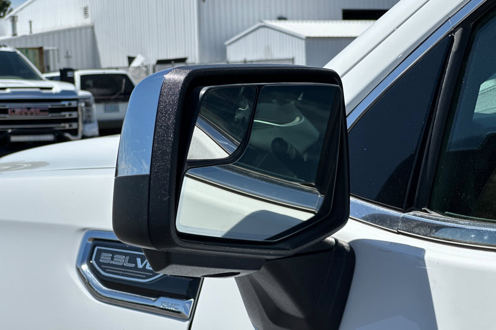 Used 2024 GMC Sierra 1500 SLT image 51