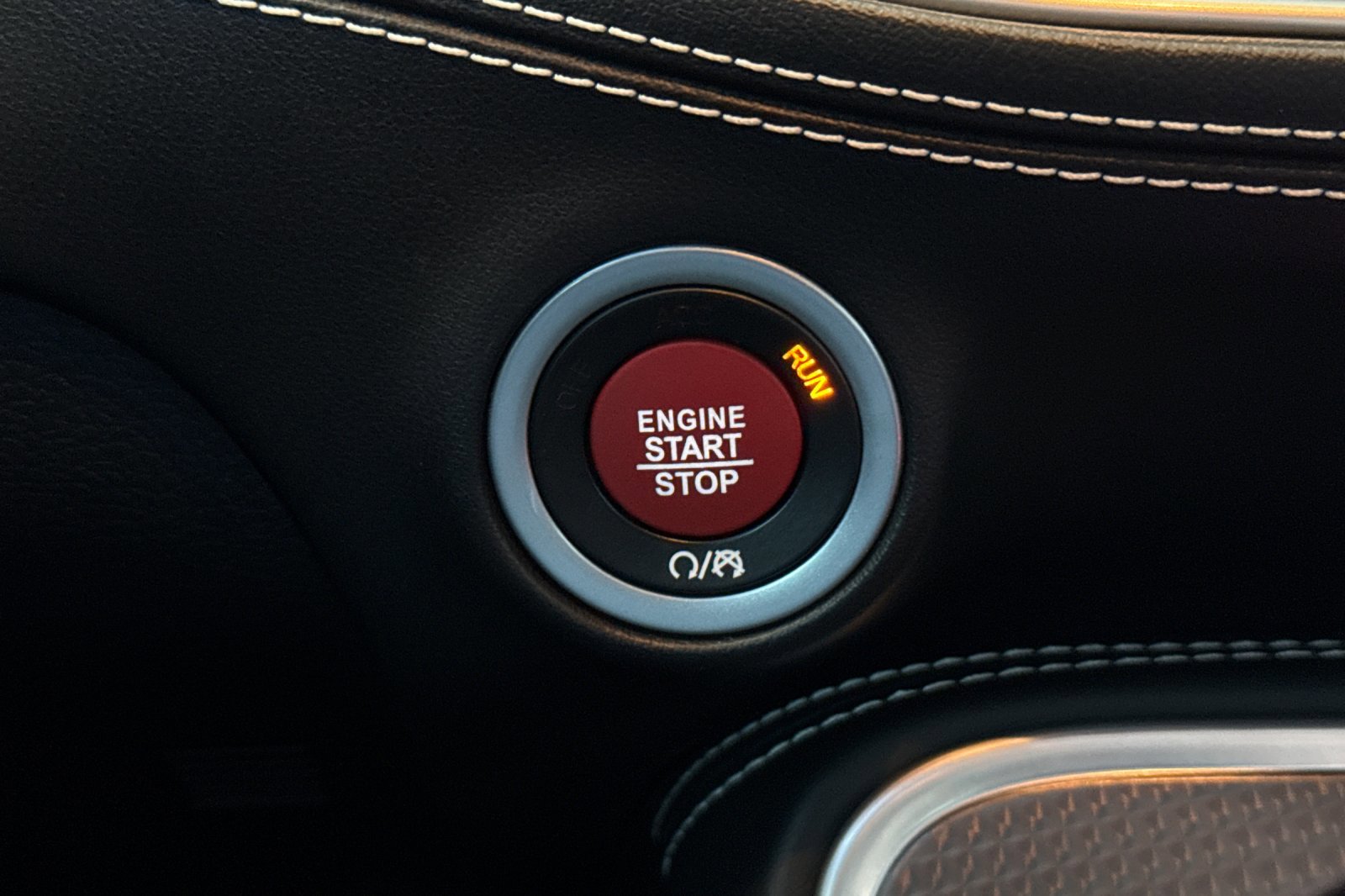 Used 2022 Dodge Challenger SRT Hellcat w/ Plus Package image 27