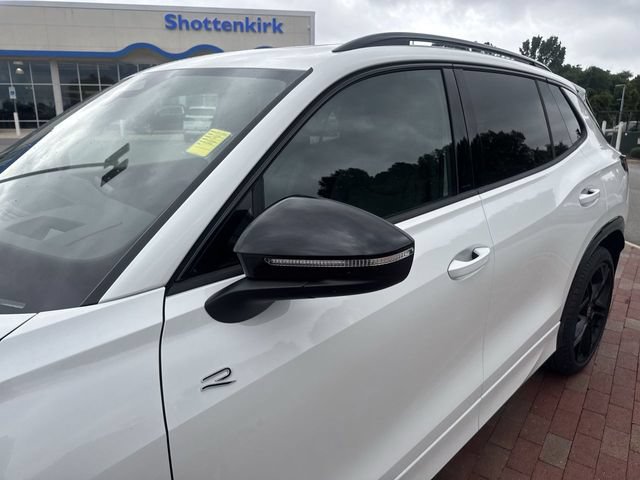 Used 2026 Volkswagen Tiguan SE R-Line FWD image 5