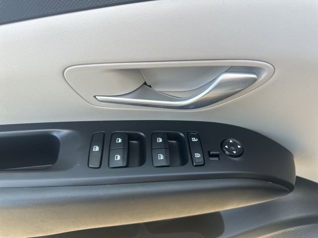 Used 2023 Hyundai Tucson SEL image 16