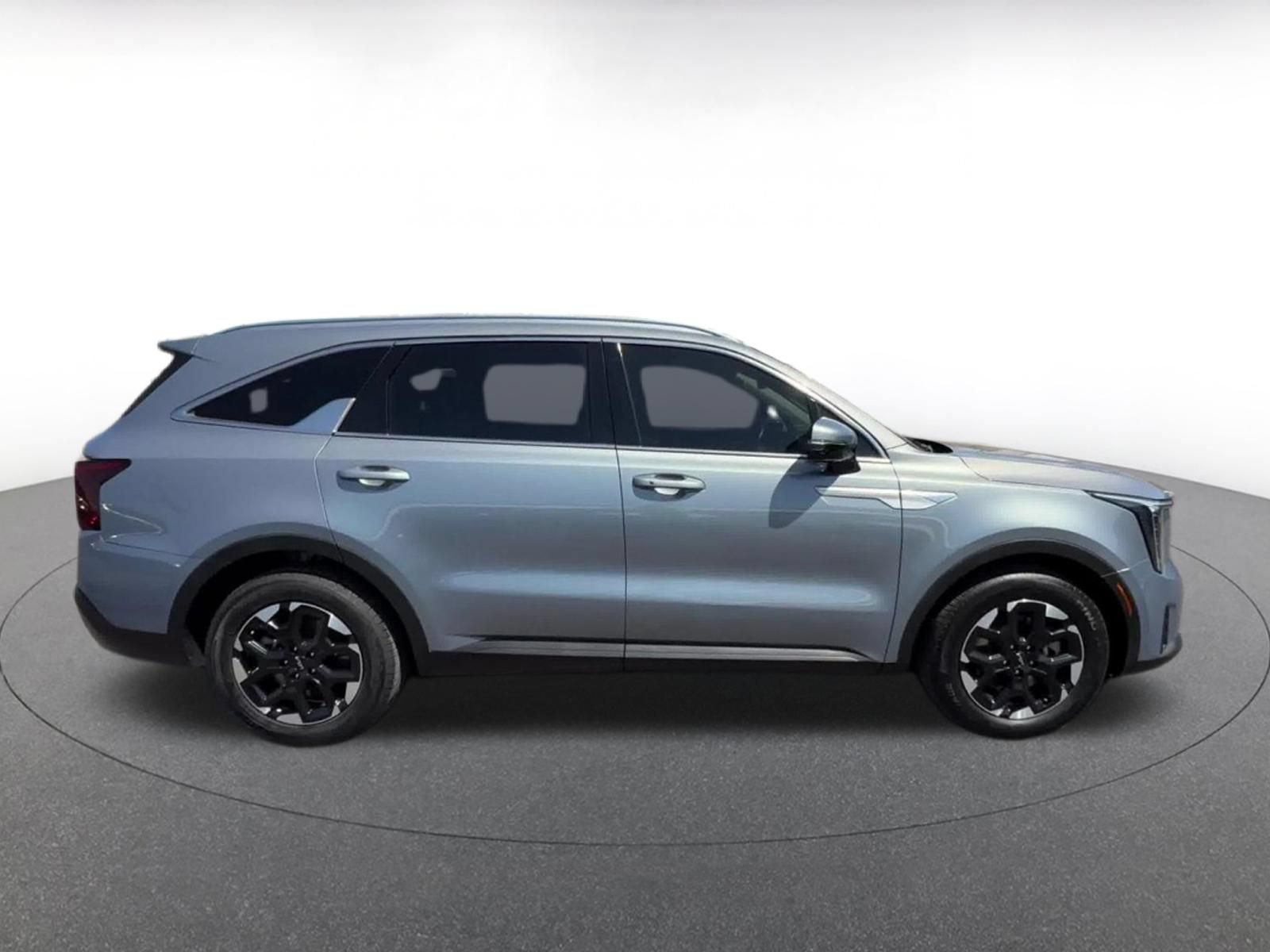 Used 2024 Kia Sorento S FWD image 16