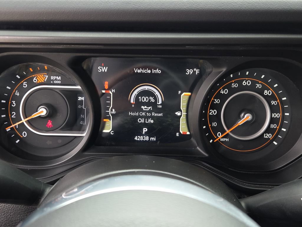 Used 2024 Jeep Wrangler Sahara w/ Technology Group image 26