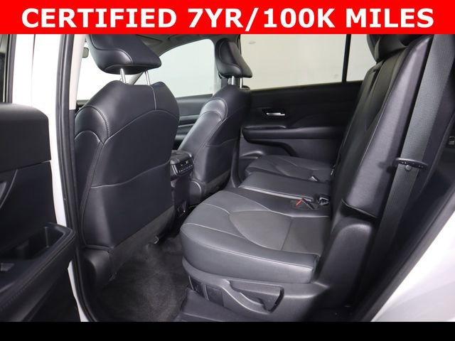 Used 2024 Toyota Grand Highlander FWD image 16