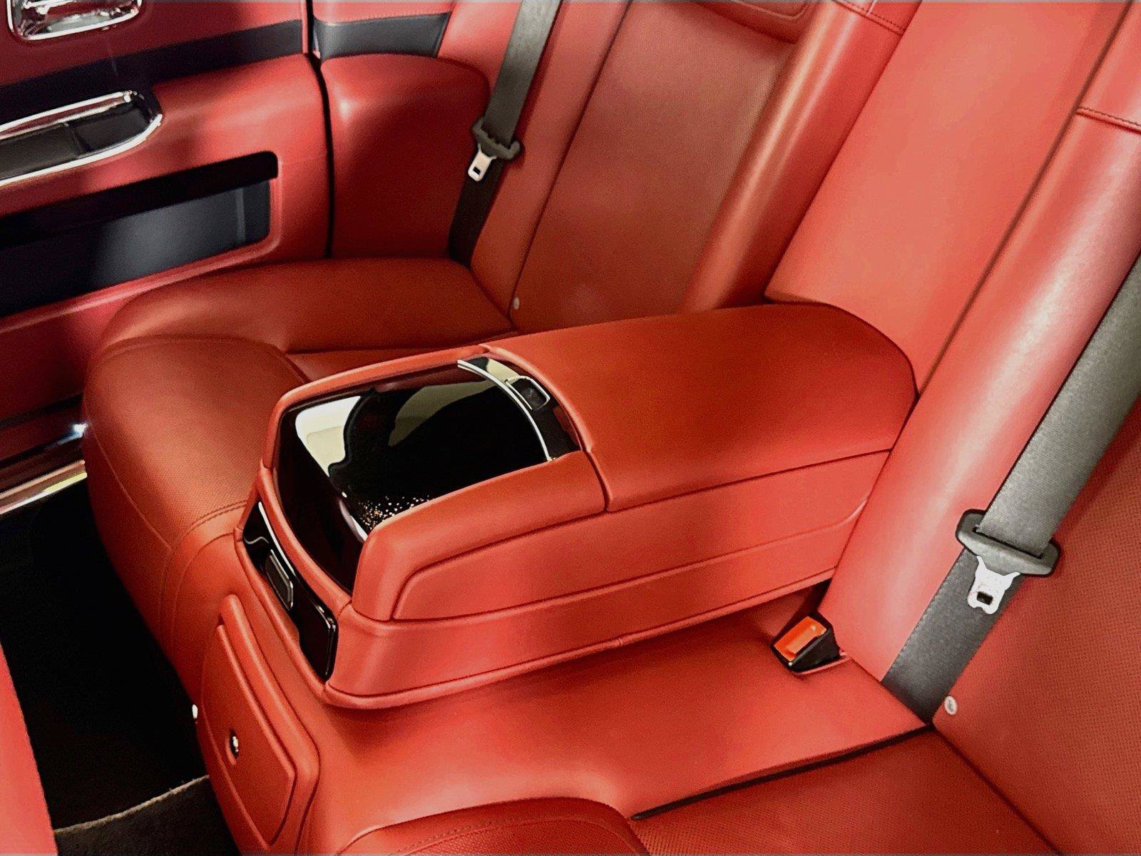 Used 2019 Rolls-Royce Ghost RWD image 26