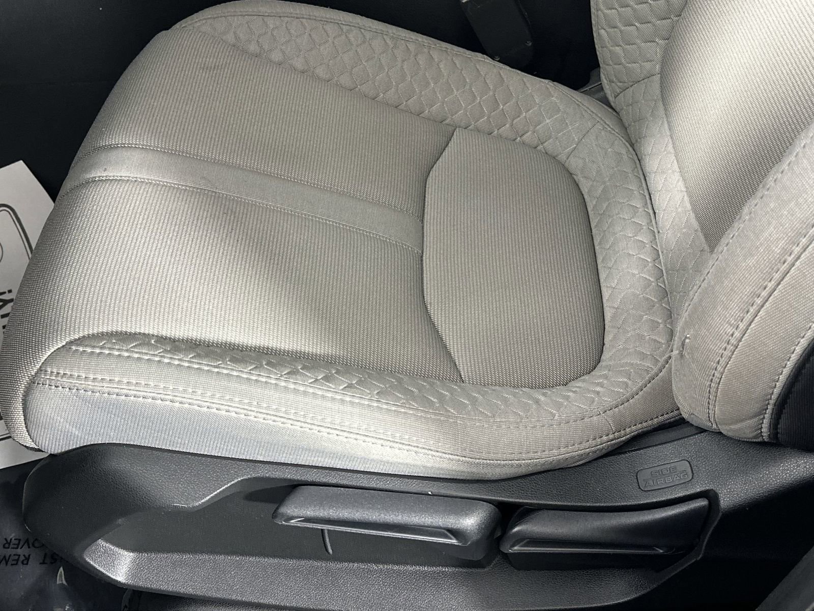 Used 2023 Honda Pilot LX image 16