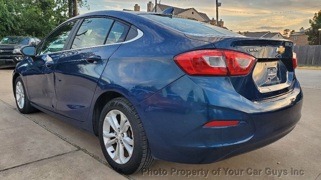 Used 2019 Chevrolet Cruze LT FWD image 20