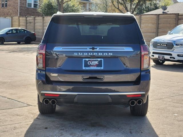 Used 2023 Chevrolet Suburban High Country image 14