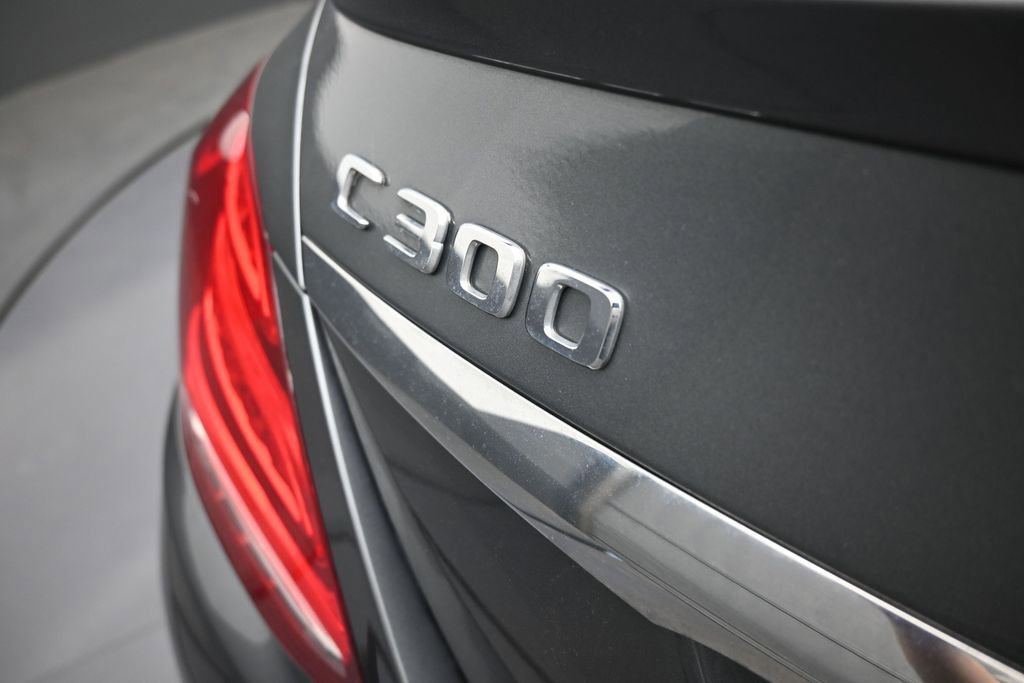 Used 2017 Mercedes-Benz C 300 4MATIC Sedan image 24