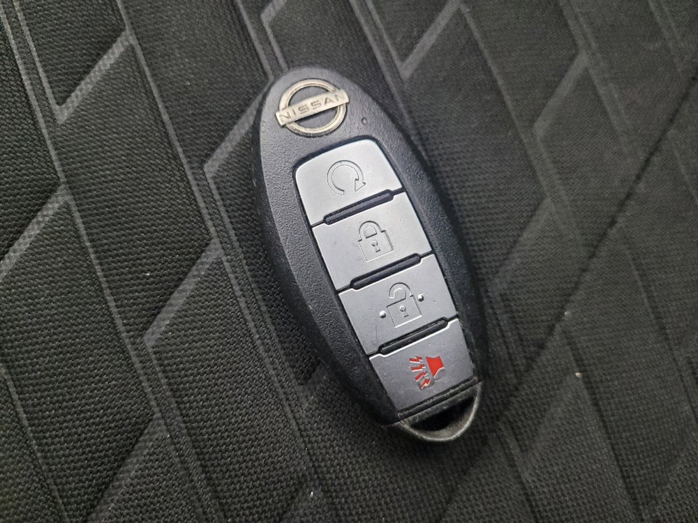 Used 2022 Nissan Kicks SV FWD image 32
