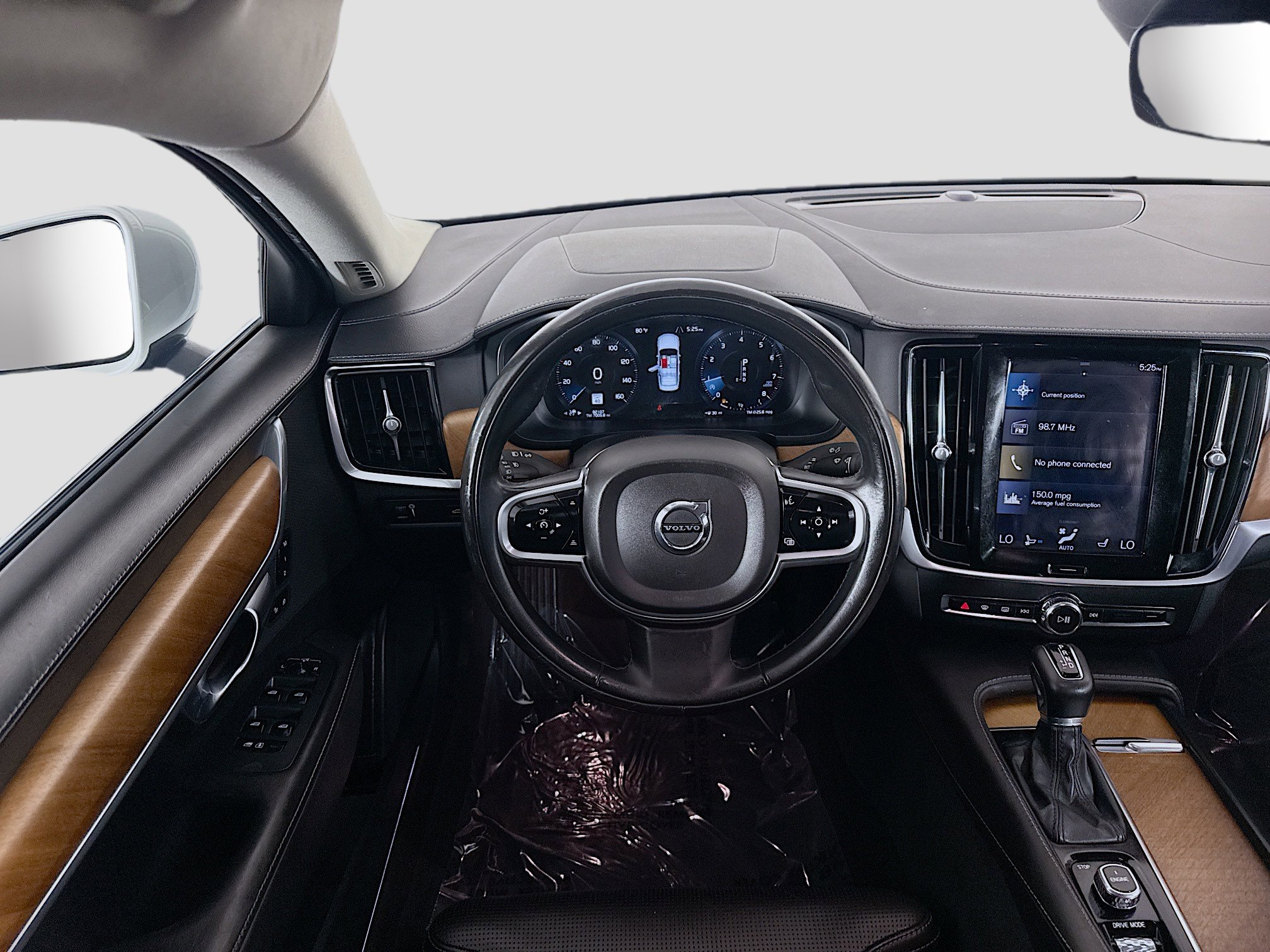 Used 2017 Volvo S90 T6 Inscription w/ Vision Package image 17