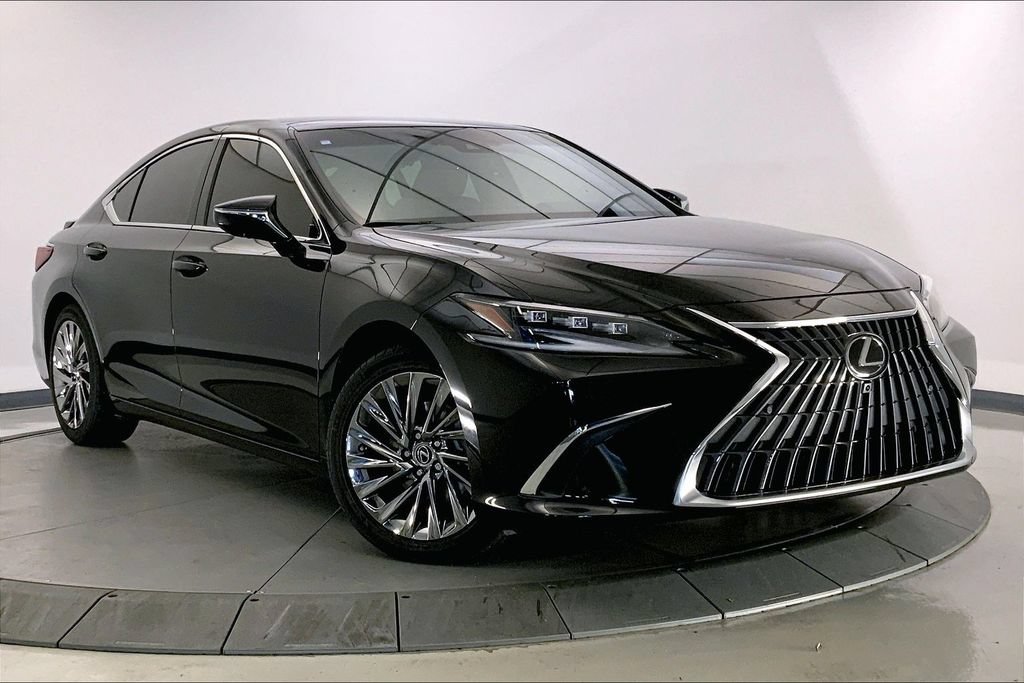 Used 2025 Lexus ES 350 Ultra Luxury w/ Accessory Package (Z2) FWD image 32