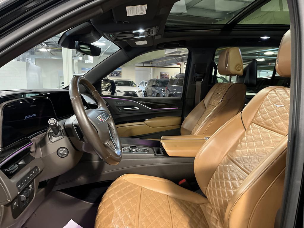 Used 2021 Cadillac Escalade Sport w/ Driver Assist Tech Package AWD/4WD image 10