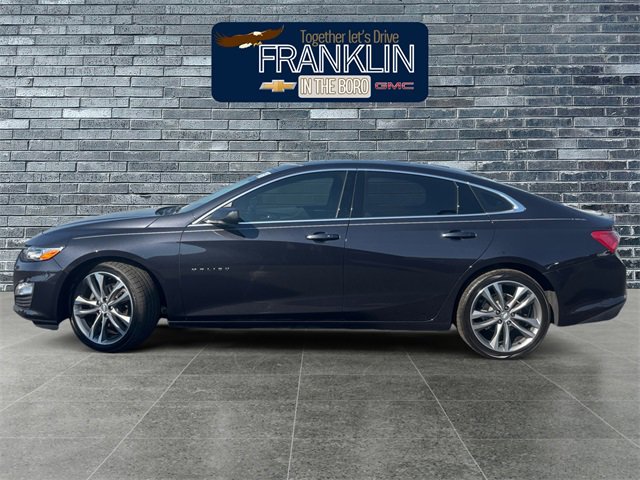 Used 2023 Chevrolet Malibu LT image 2