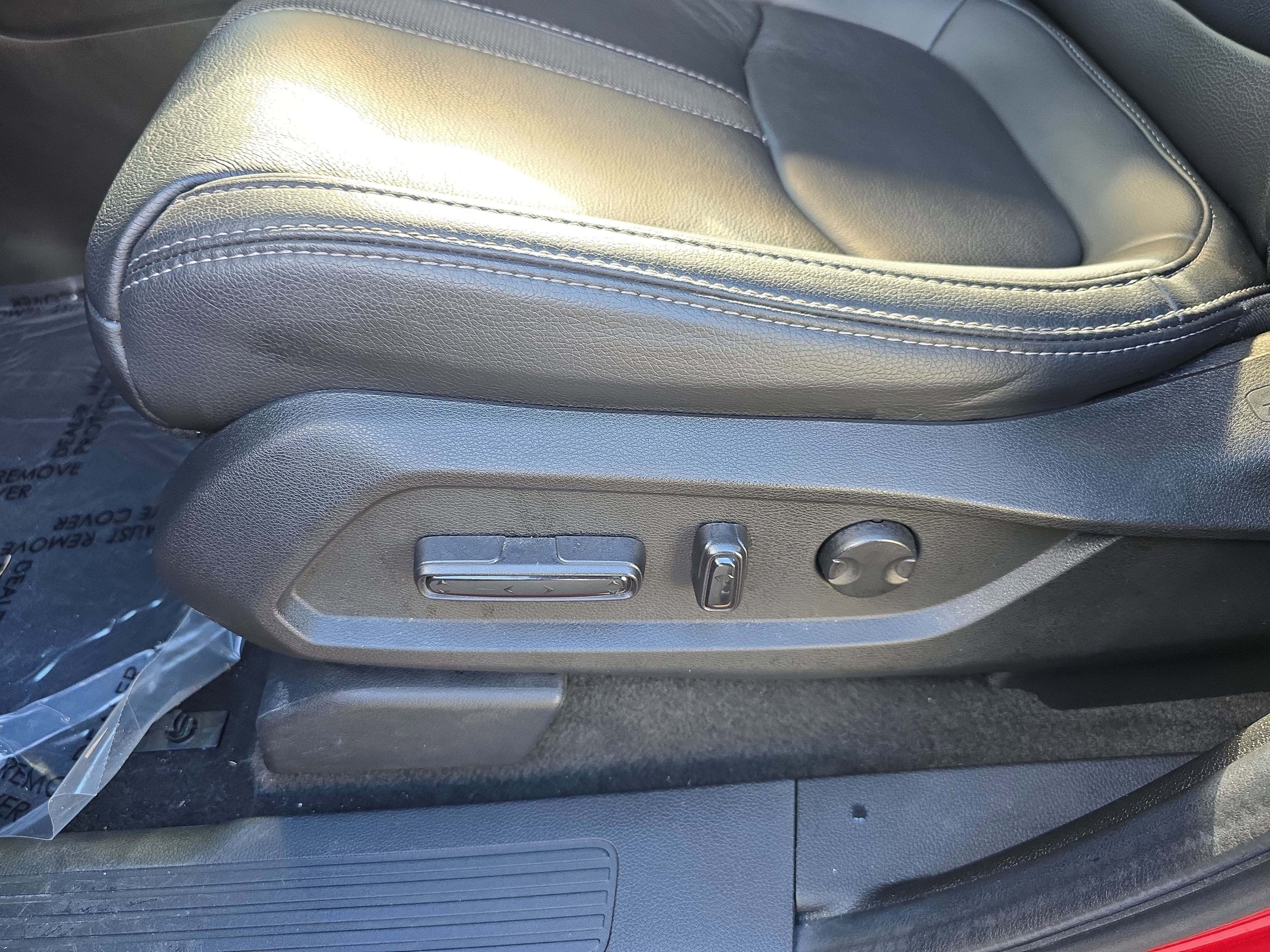 Used 2025 Honda Pilot EX-L image 30