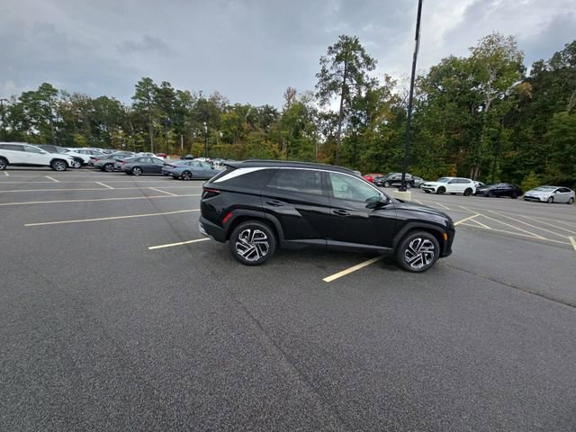 New 2025 Hyundai Tucson Limited image 13