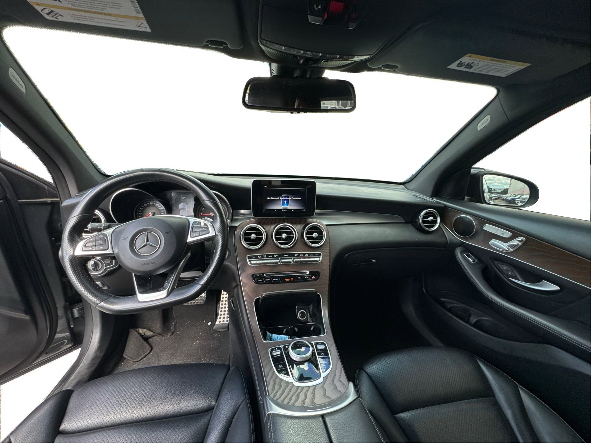 Used 2019 Mercedes-Benz GLC 300 image 27