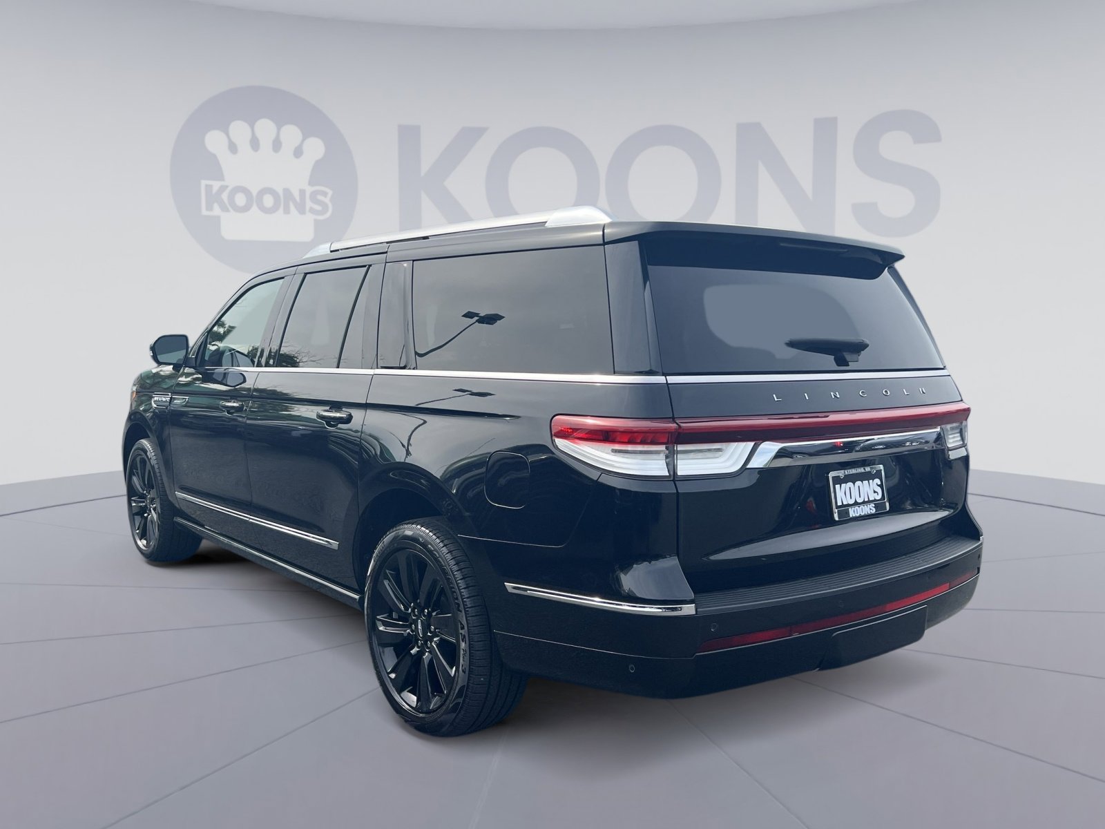 Used 2022 Lincoln Navigator L Reserve AWD/4WD image 8