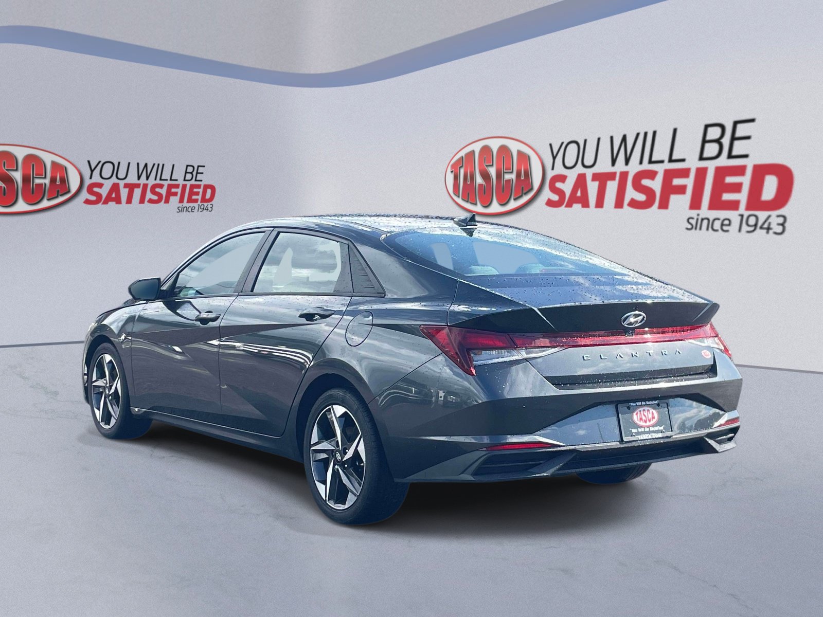 Used 2023 Hyundai Elantra SEL w/ Convenience Package FWD image 7