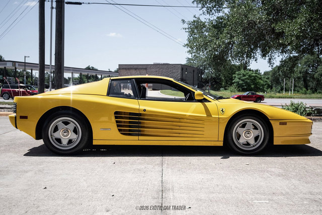 Used 1988 Ferrari Testarossa RWD image 9