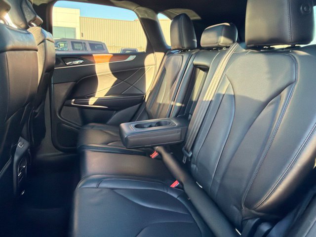 Used 2017 Lincoln MKC Reserve w/ Lincoln MKC Climate Package AWD/4WD image 33