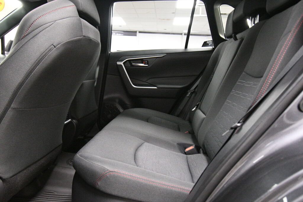 Used 2023 Toyota RAV4 SE w/ Weather & Moonroof Package AWD/4WD image 22