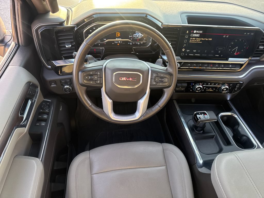 Used 2023 GMC Sierra 1500 SLT w/ SLT Premium Plus Package AWD/4WD image 15