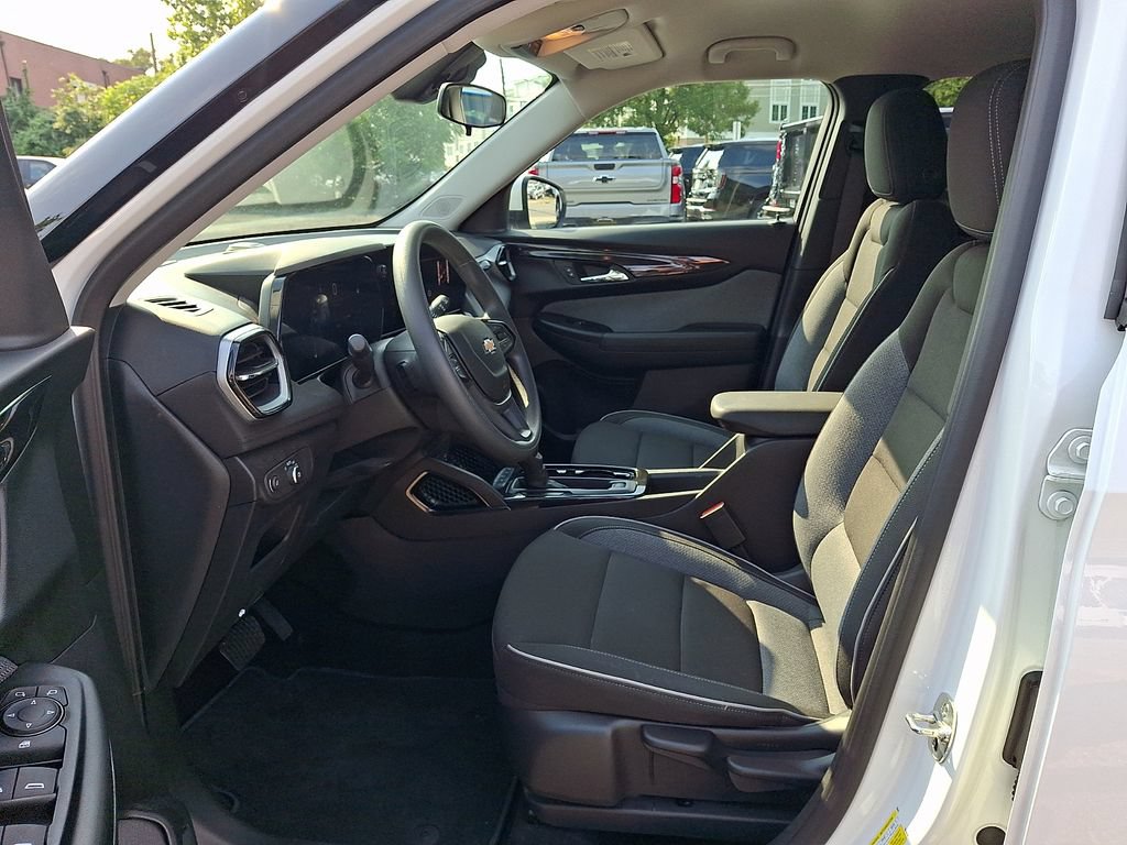 Certified 2024 Chevrolet TrailBlazer LT FWD image 13