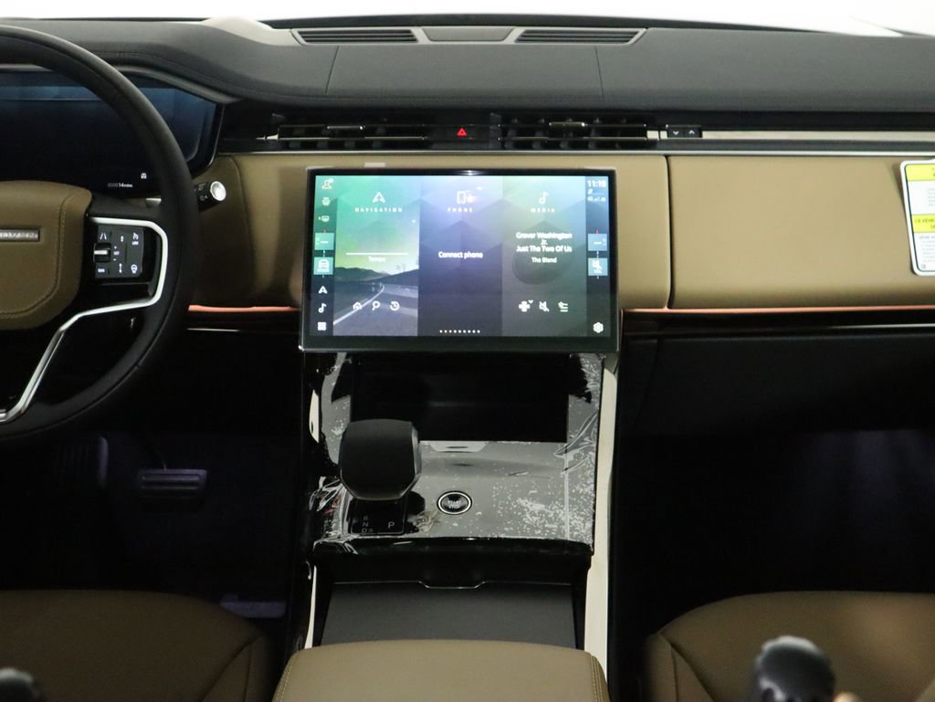 New 2026 Land Rover Range Rover Sport SE image 15