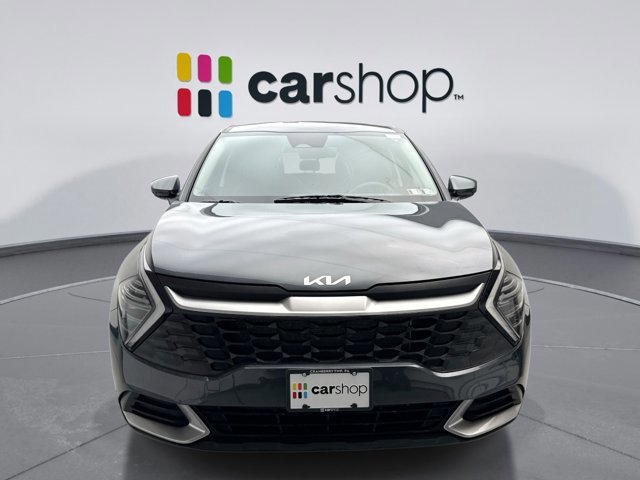 Used 2025 Kia Sportage LX image 8