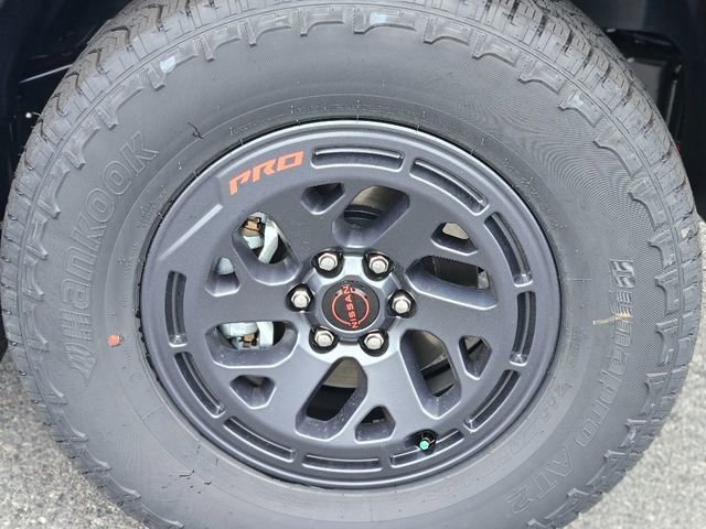 New 2026 Nissan Frontier PRO-4X w/ Pro-4x Convenience Package image 10