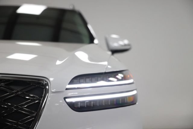 New 2026 Genesis GV70 2.5T Select AWD/4WD image 3