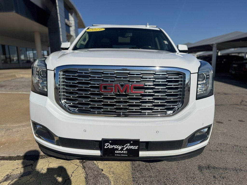 Used 2019 GMC Yukon Denali w/ Denali Ultimate Package image 2