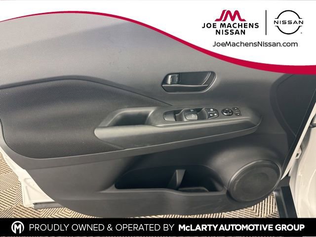 Used 2022 Nissan Kicks S image 17