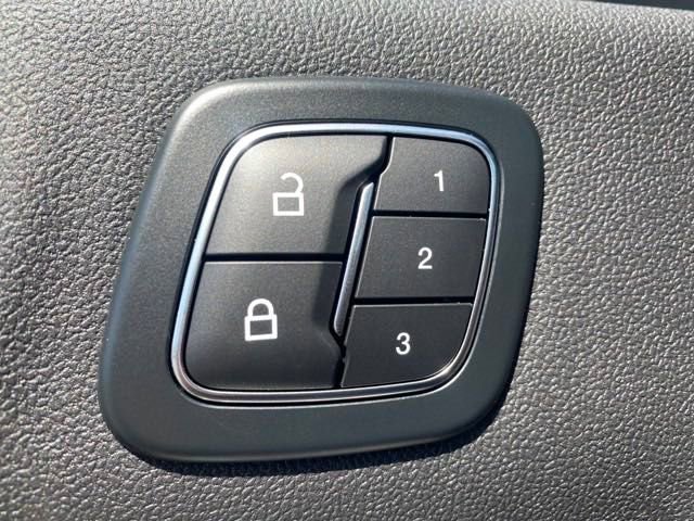 New 2024 Ford Escape ST-Line Select w/ Tech Pack #2 image 31