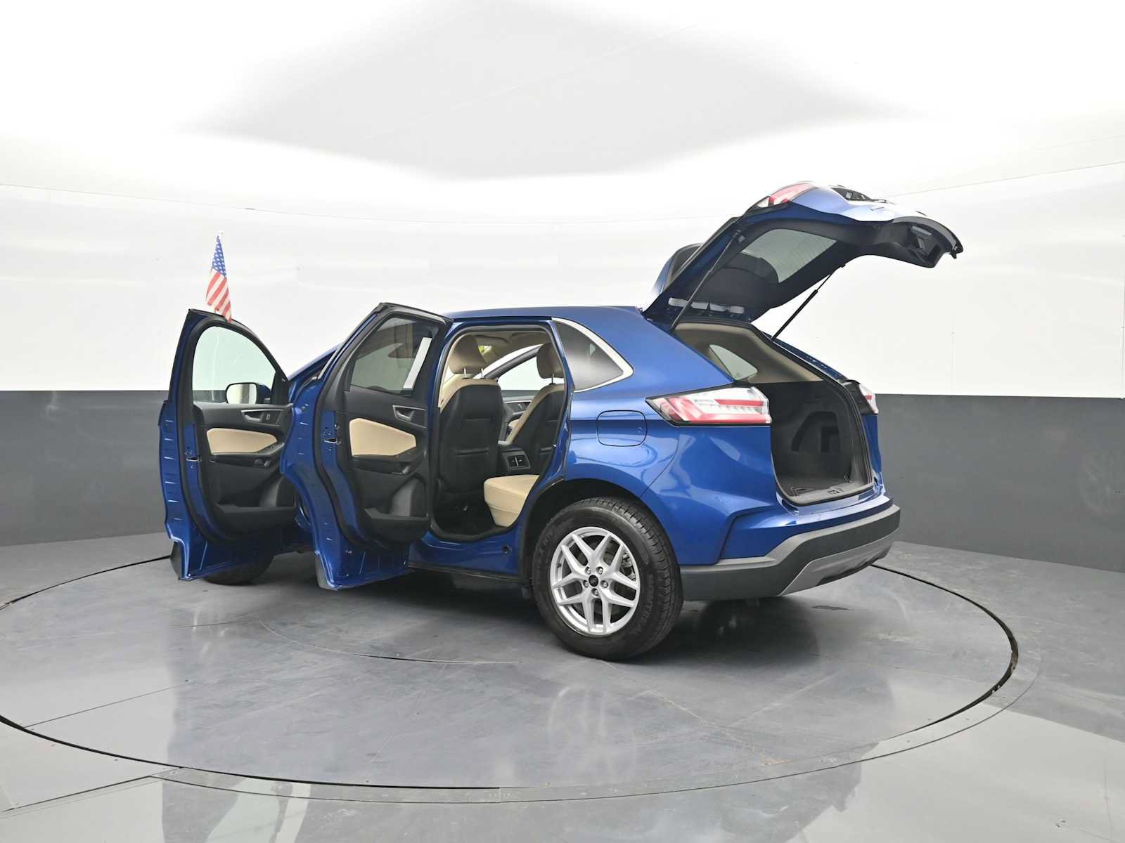 Used 2024 Ford Edge SEL AWD/4WD image 44