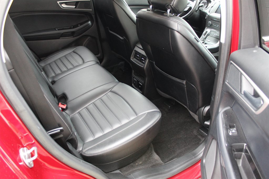 Used 2018 Ford Edge SEL w/ Equipment Group 201A image 13