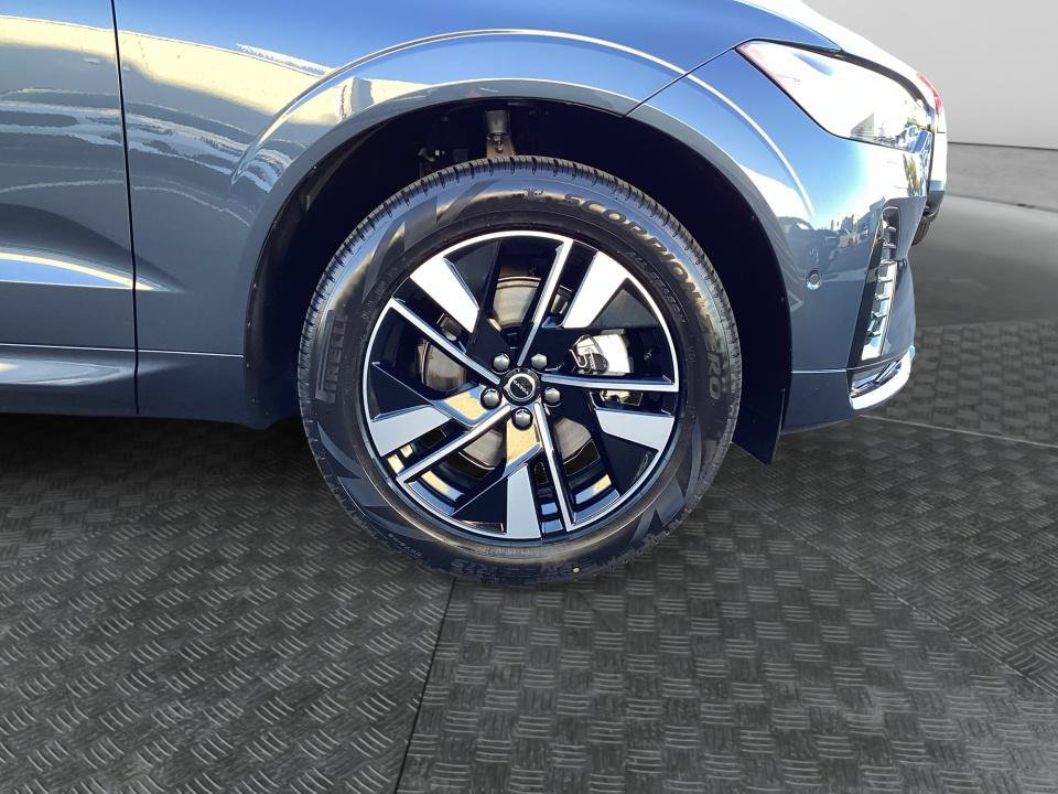 New 2027 Volvo XC60 B5 Plus AWD/4WD image 25