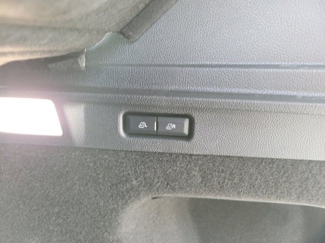 Certified 2024 Lincoln Corsair Reserve w/ Equipment Group 201A image 22