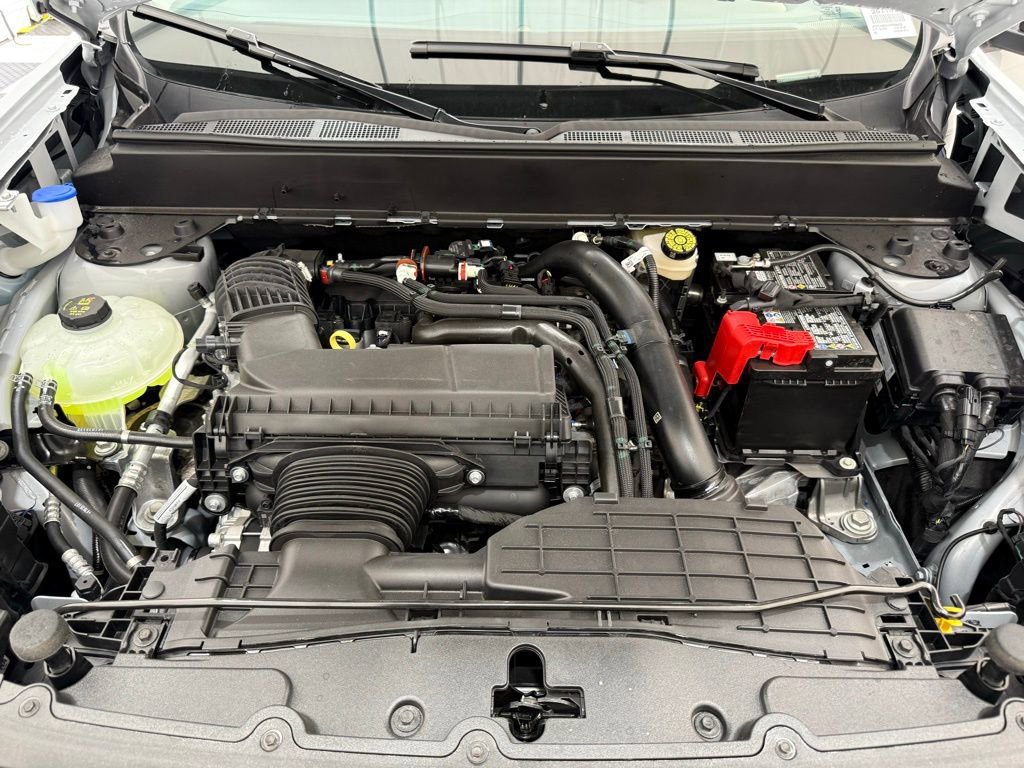 New 2025 Ford Maverick XL w/ 4K Tow Package image 8