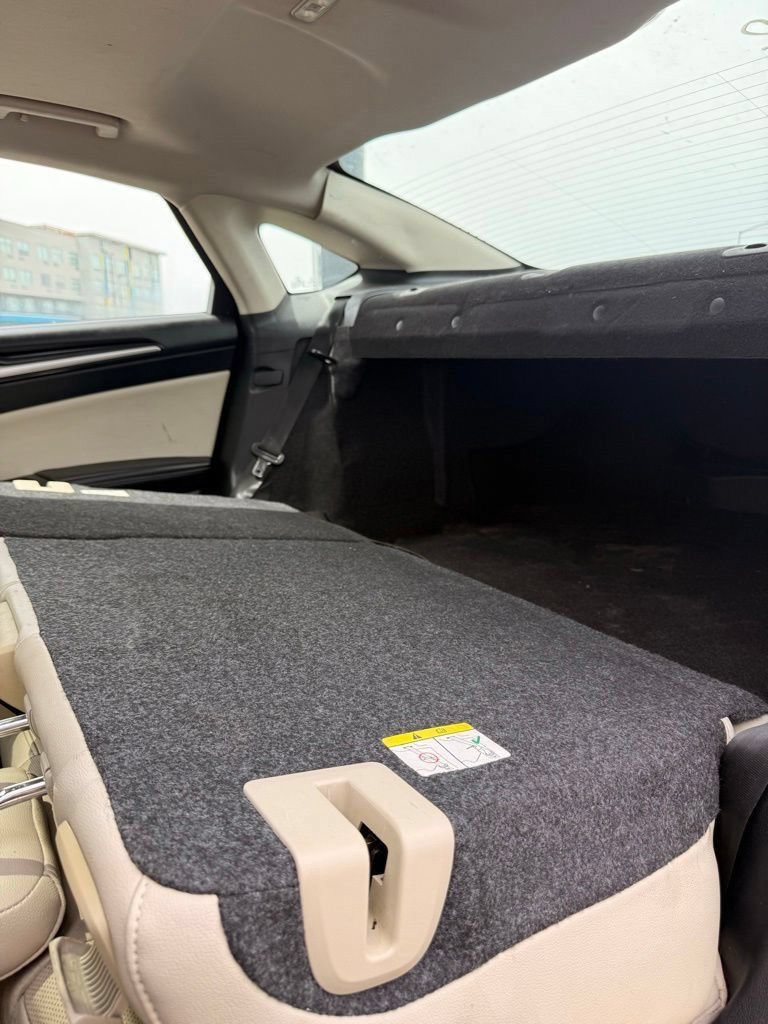 Used 2018 Ford Fusion Titanium AWD/4WD image 28