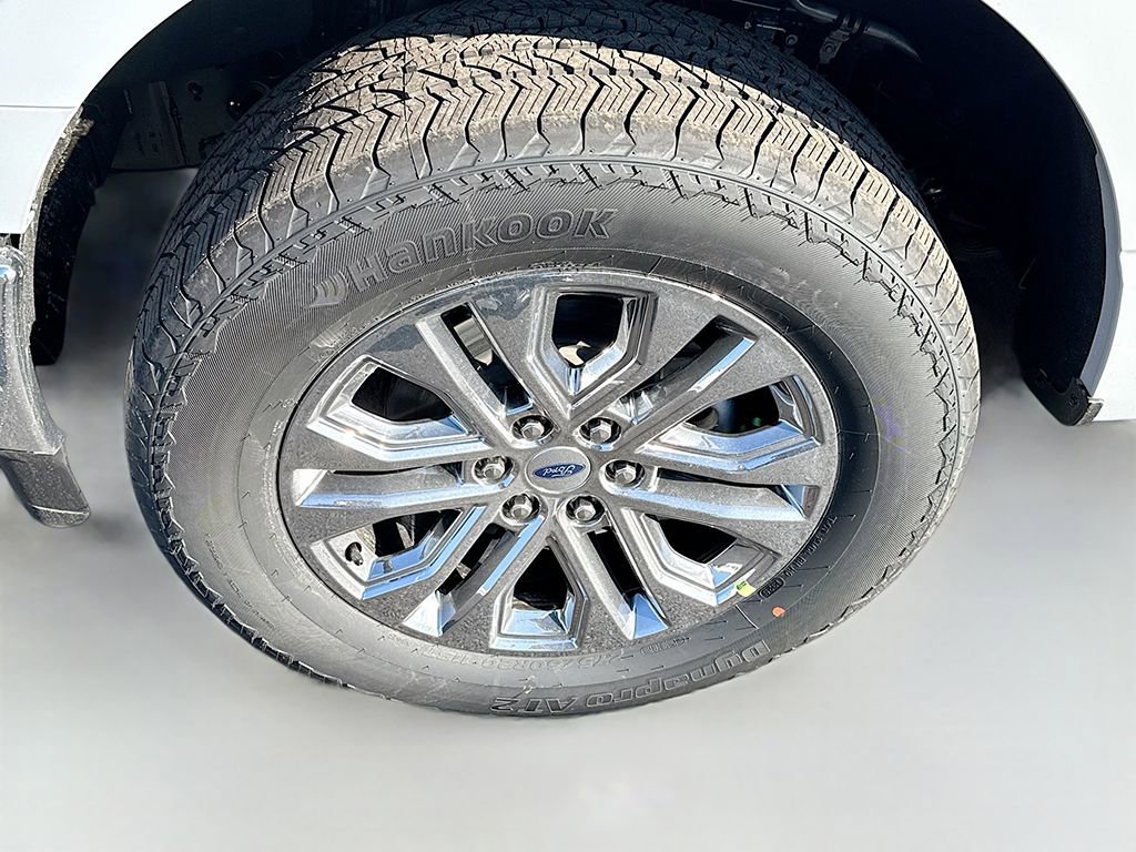 New 2025 Ford F150 Lariat w/ Equipment Group 502A High image 19