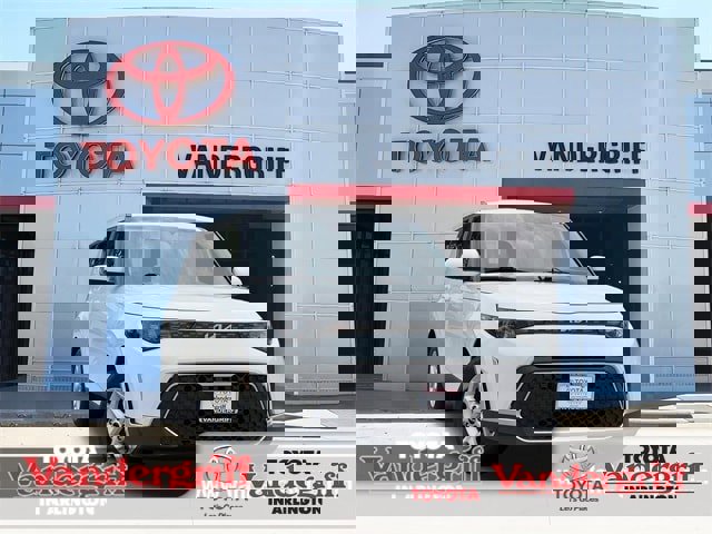 Used 2023 Kia Soul LX w/ Option Group 015