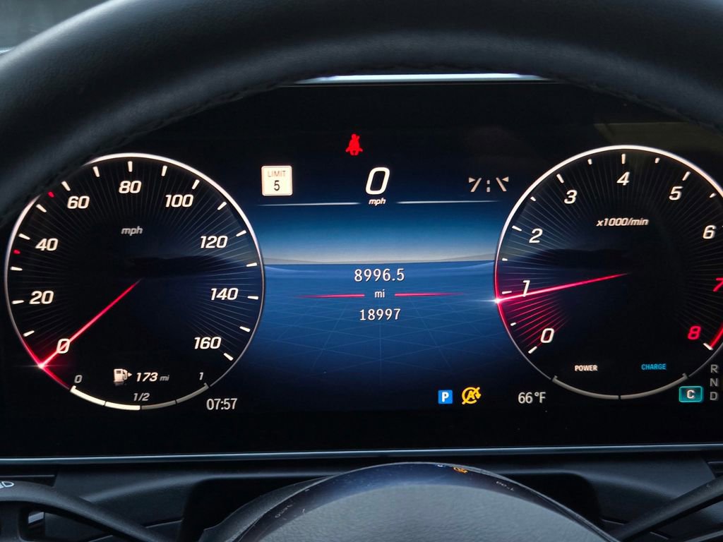 Used 2023 Mercedes-Benz C 300 Sedan image 34